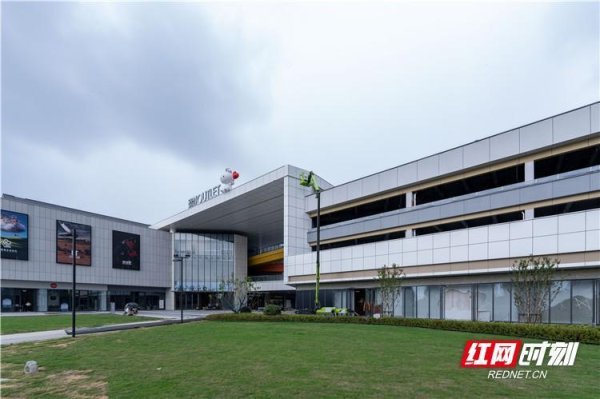 弘盛配资 定档9月26日开业！长沙杉杉奥特莱斯即将亮相