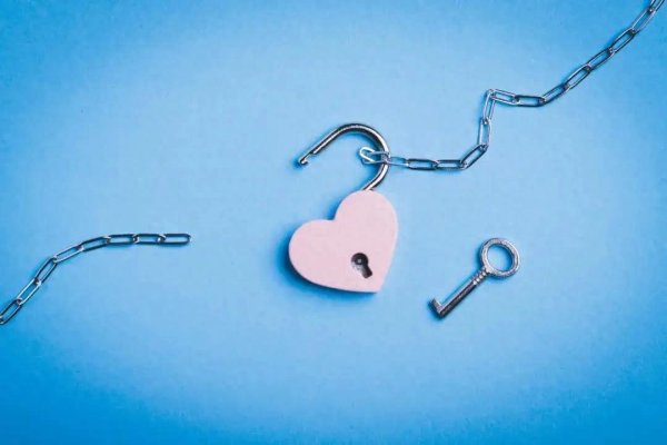 启远网 人为什么会“恋爱脑”？到底是不是病？